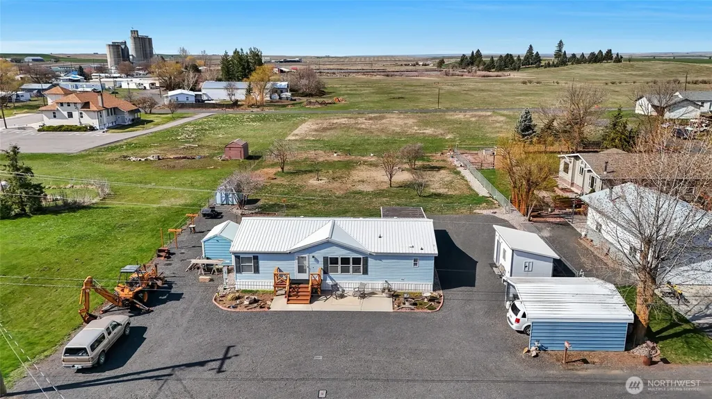 365 NE Adams Road Creston WA 99117