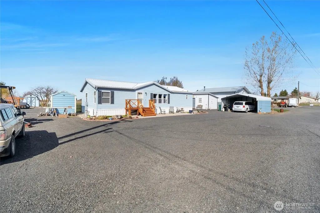 365 NE Adams Road Creston WA 99117