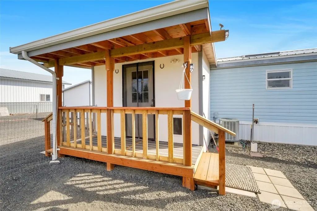 365 NE Adams Road Creston WA 99117