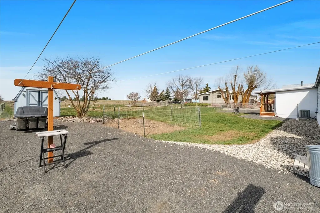 365 NE Adams Road Creston WA 99117