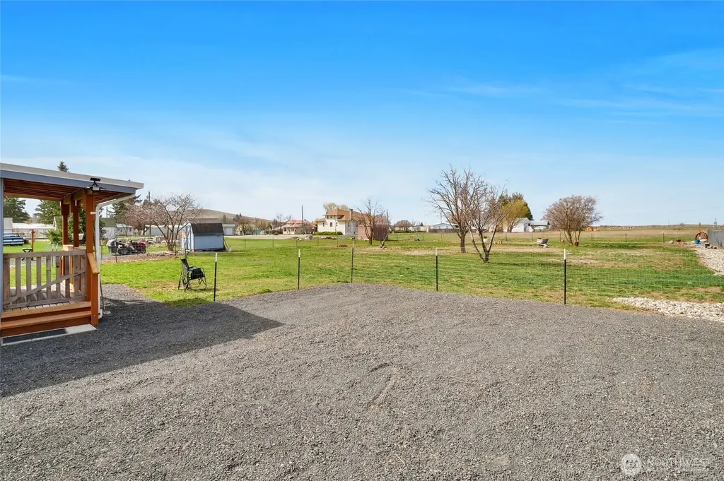 365 NE Adams Road Creston WA 99117