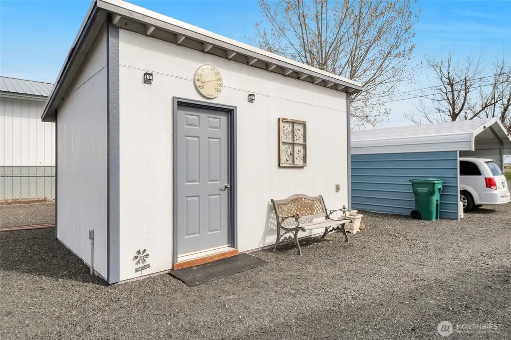 365 NE Adams Road Creston WA 99117