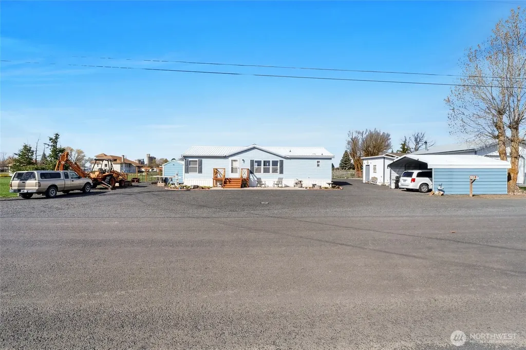 365 NE Adams Road Creston WA 99117