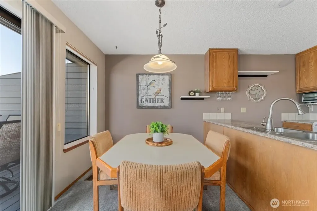 4056 Lakeveiw Place Chelan WA 98816