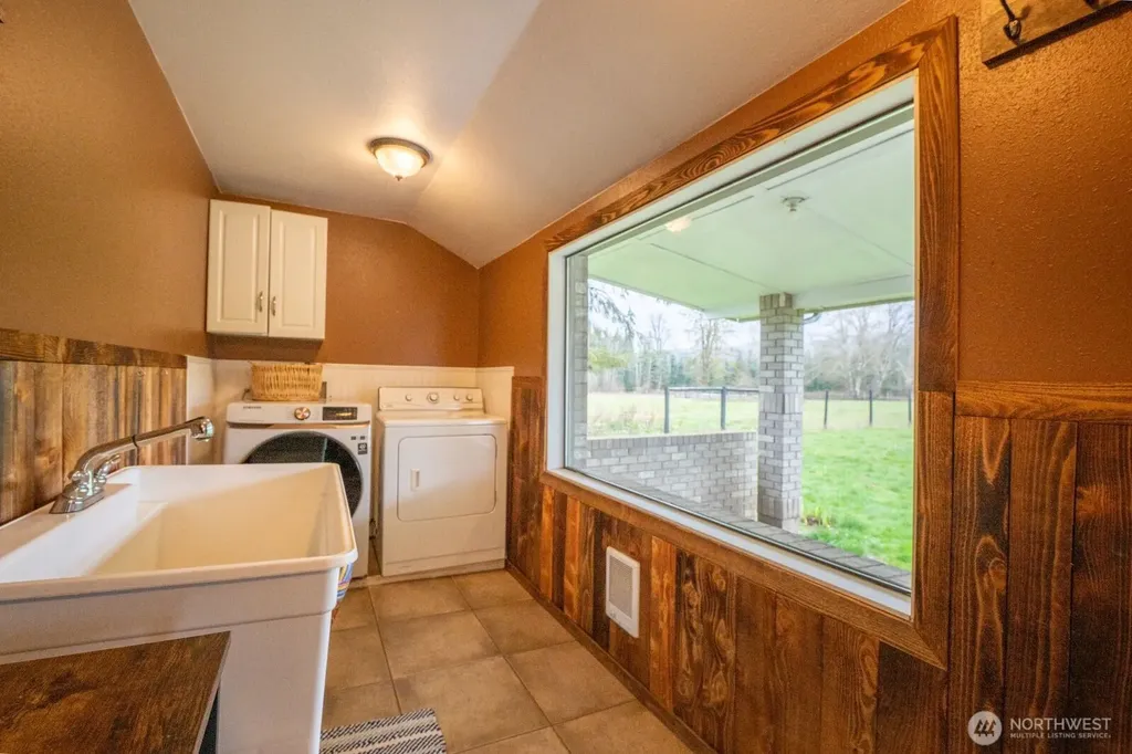 3363 State Route 508 Onalaska WA 98570