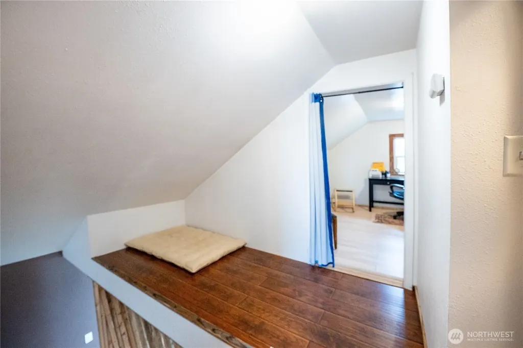 3363 State Route 508 Onalaska WA 98570