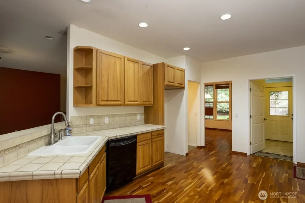 17625 Chummit Lane NE Suquamish WA 98392