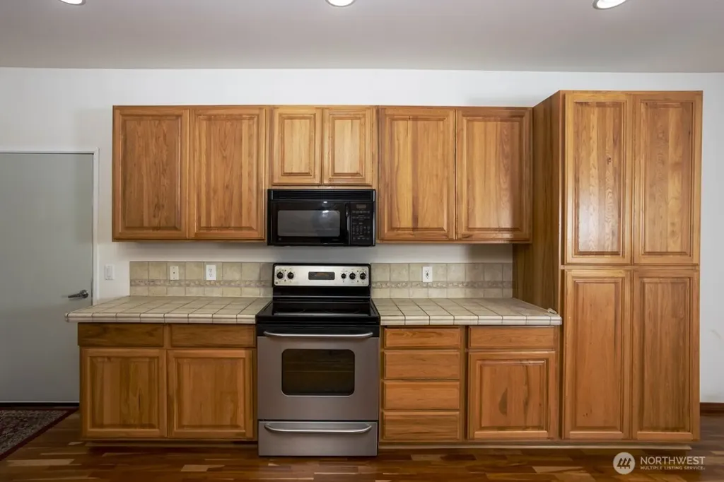 17625 Chummit Lane NE Suquamish WA 98392