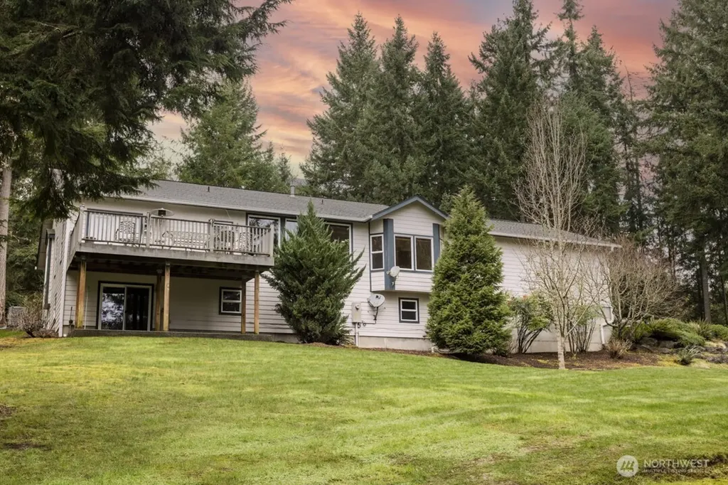 17625 Chummit Lane NE Suquamish WA 98392