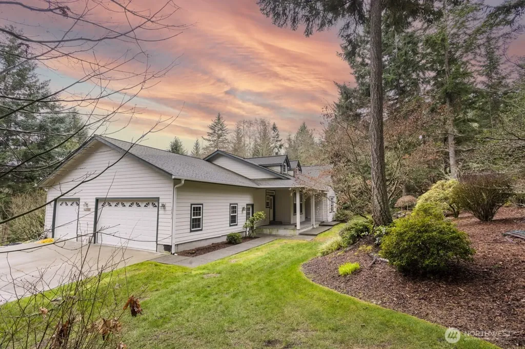 17625 Chummit Lane NE Suquamish WA 98392