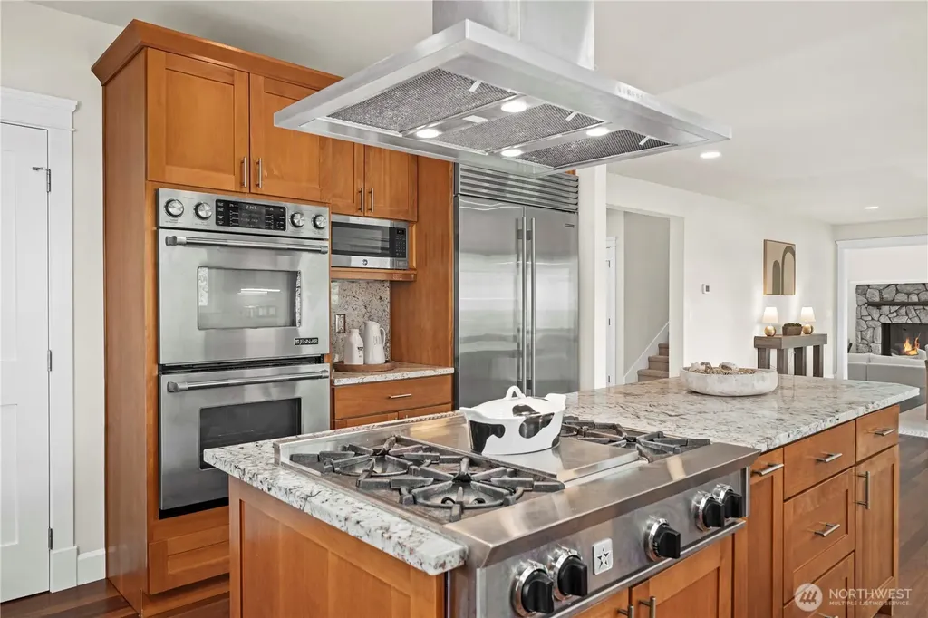 11028 E Riverside Drive Bothell WA 98011