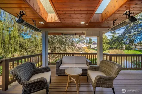 11028 E Riverside Drive Bothell WA 98011