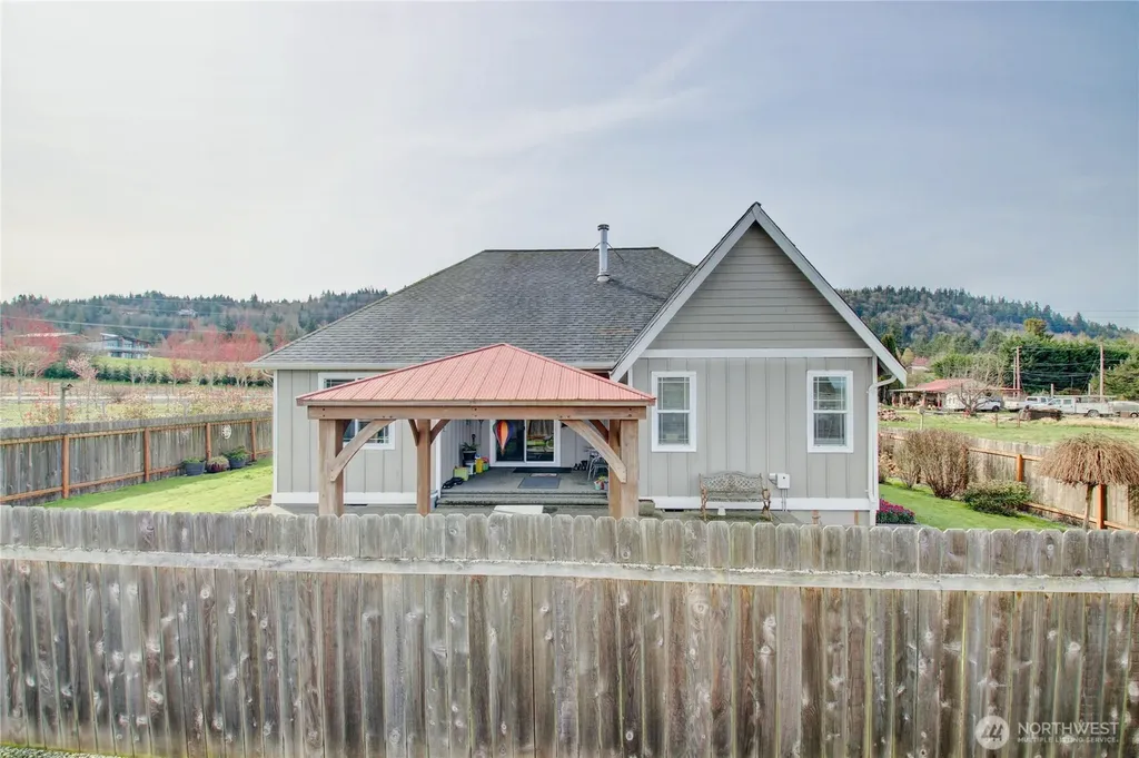 1946 Mount Baker Highway Bellingham WA 98226