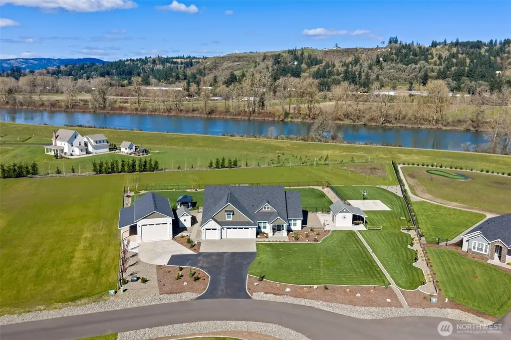 136 Klazina Court Woodland WA 98674