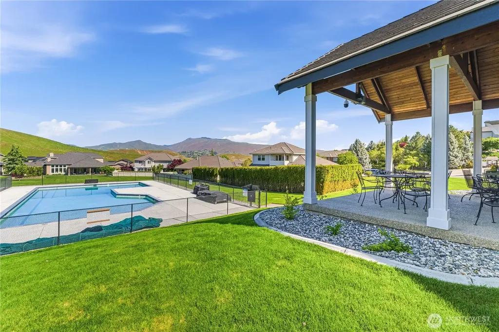 2011 Maiden Lane Wenatchee WA 98801