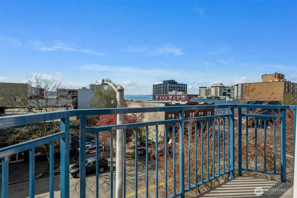 2414 1st Avenue Seattle WA 98121