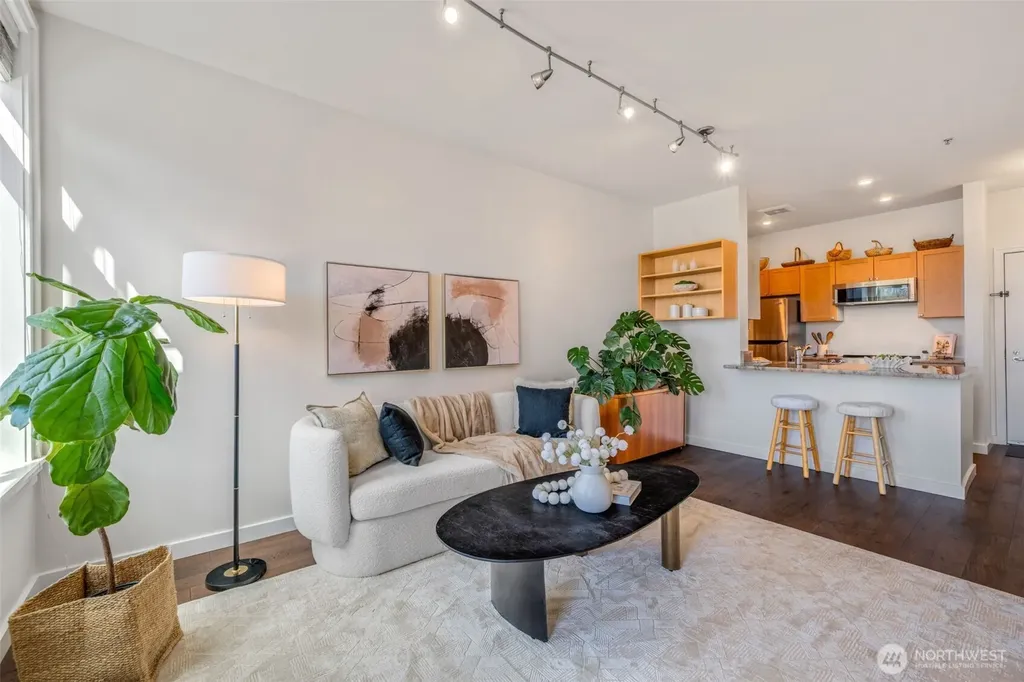 2414 1st Avenue Seattle WA 98121
