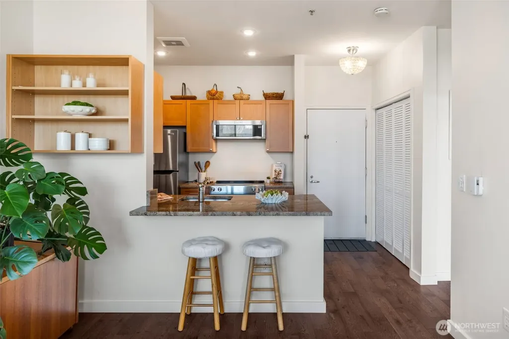 2414 1st Avenue Seattle WA 98121