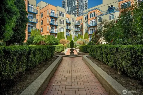 2414 1st Avenue Seattle WA 98121