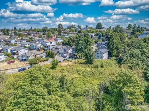 2001 S Raymond Street Seattle WA 98108