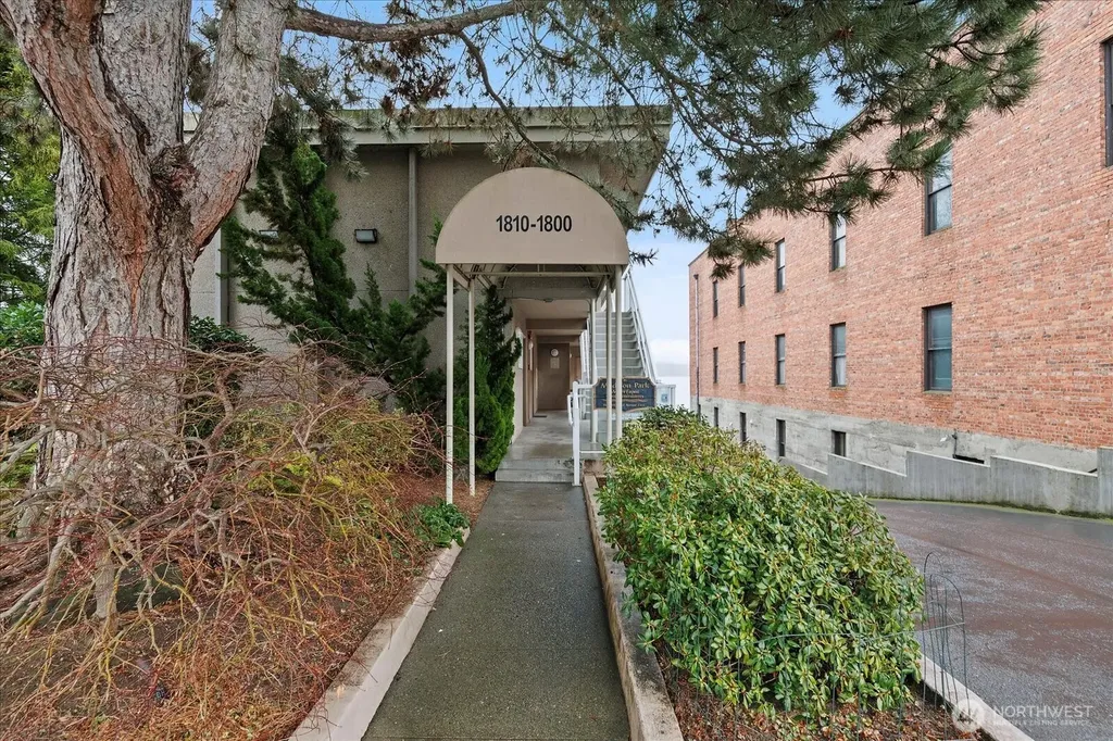 1810 43rd Avenue E Seattle WA 98112