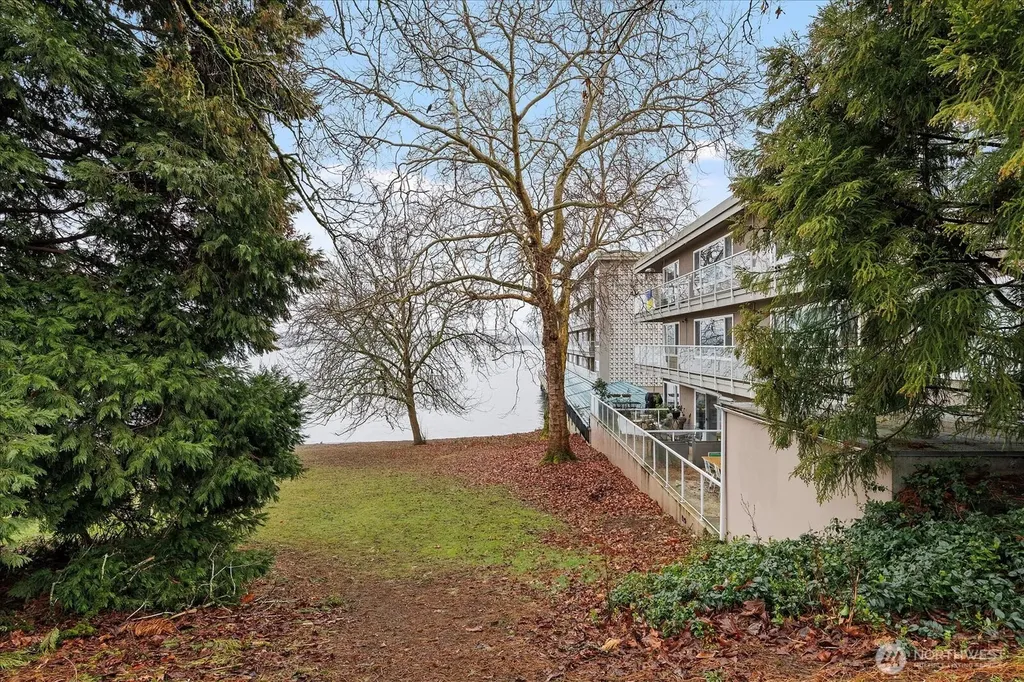 1810 43rd Avenue E Seattle WA 98112