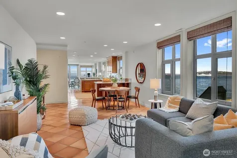 1374 Alki Avenue SW Seattle WA 98116