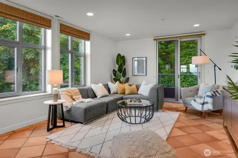 1374 Alki Avenue SW Seattle WA 98116