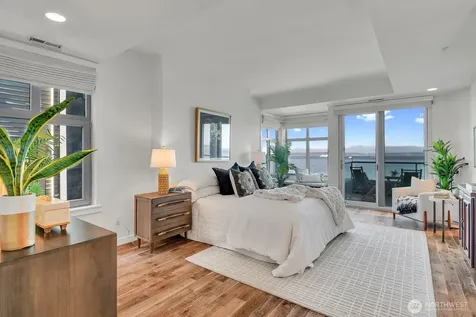 1374 Alki Avenue SW Seattle WA 98116