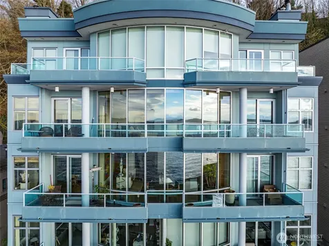 1374 Alki Avenue SW Seattle WA 98116