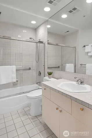 1374 Alki Avenue SW Seattle WA 98116