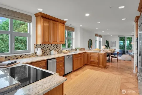 1374 Alki Avenue SW Seattle WA 98116