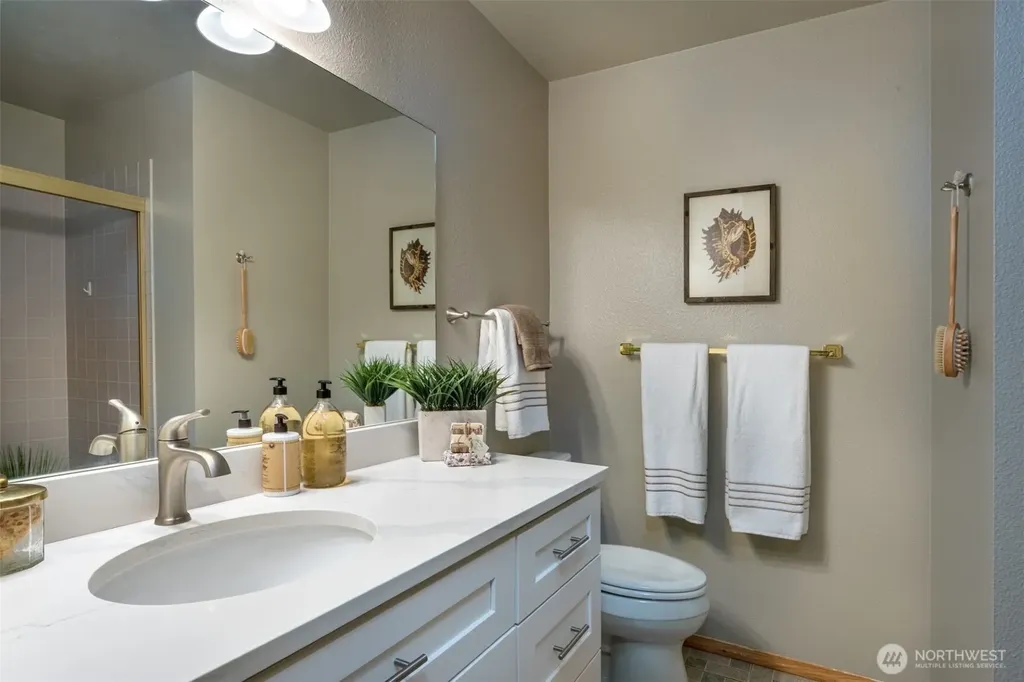 200 99th Avenue NE Bellevue WA 98004