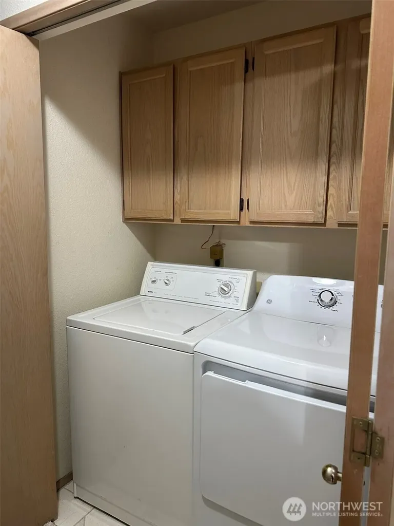 200 99th Avenue NE Bellevue WA 98004