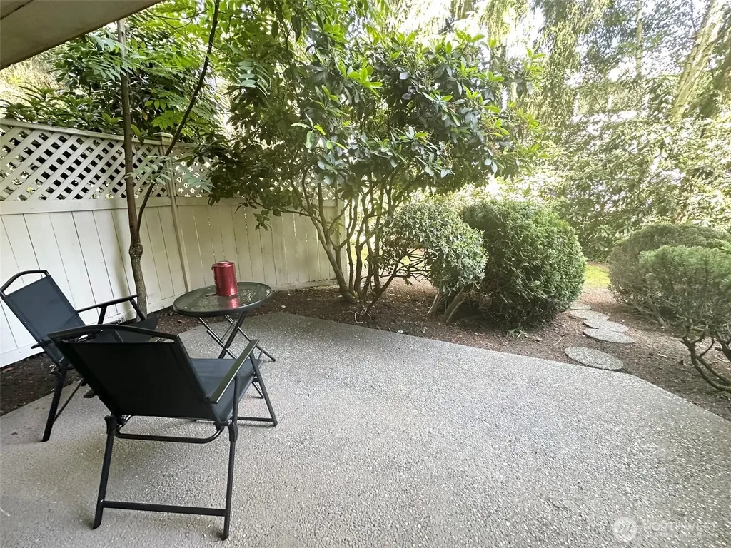 200 99th Avenue NE Bellevue WA 98004