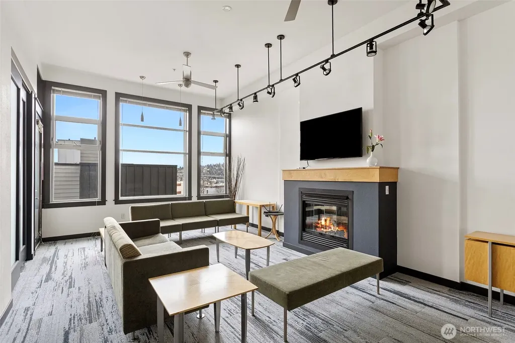 655 Crockett Street Seattle WA 98109