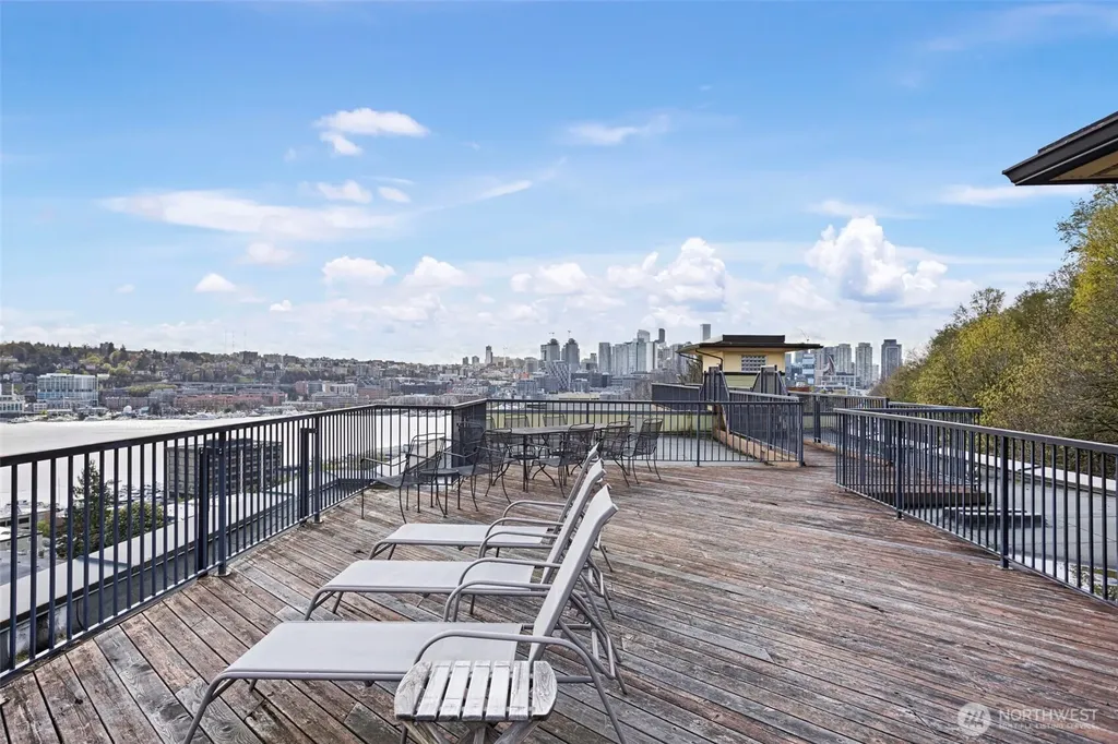 655 Crockett Street Seattle WA 98109