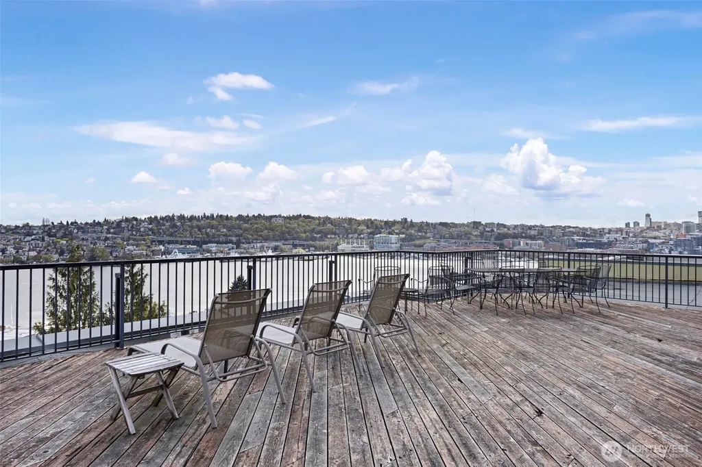 655 Crockett Street Seattle WA 98109
