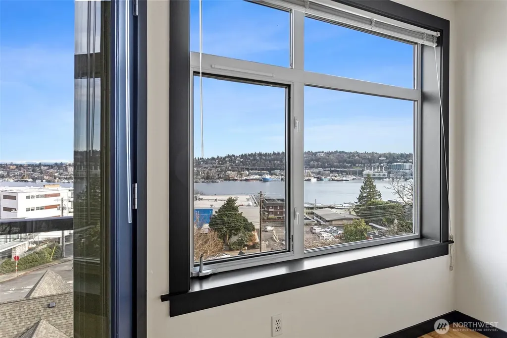 655 Crockett Street Seattle WA 98109