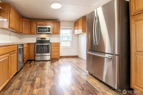 7108 53rd Street Ct E Puyallup WA 98371