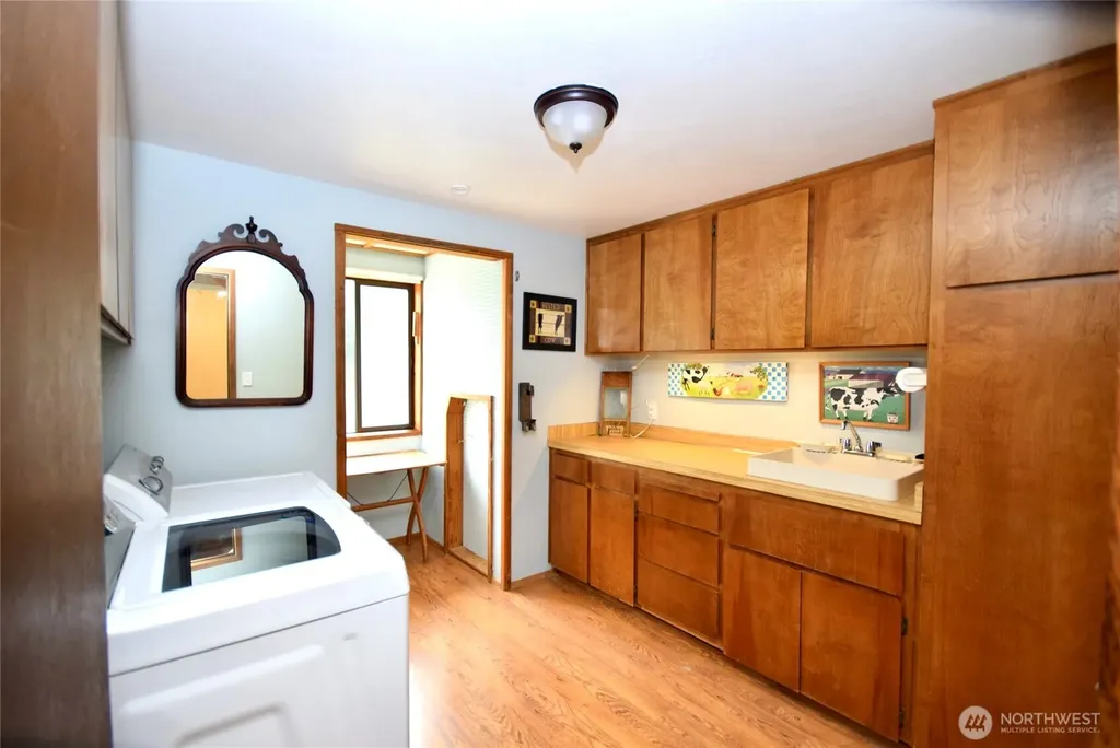1734 Woodcock Road Sequim WA 98382