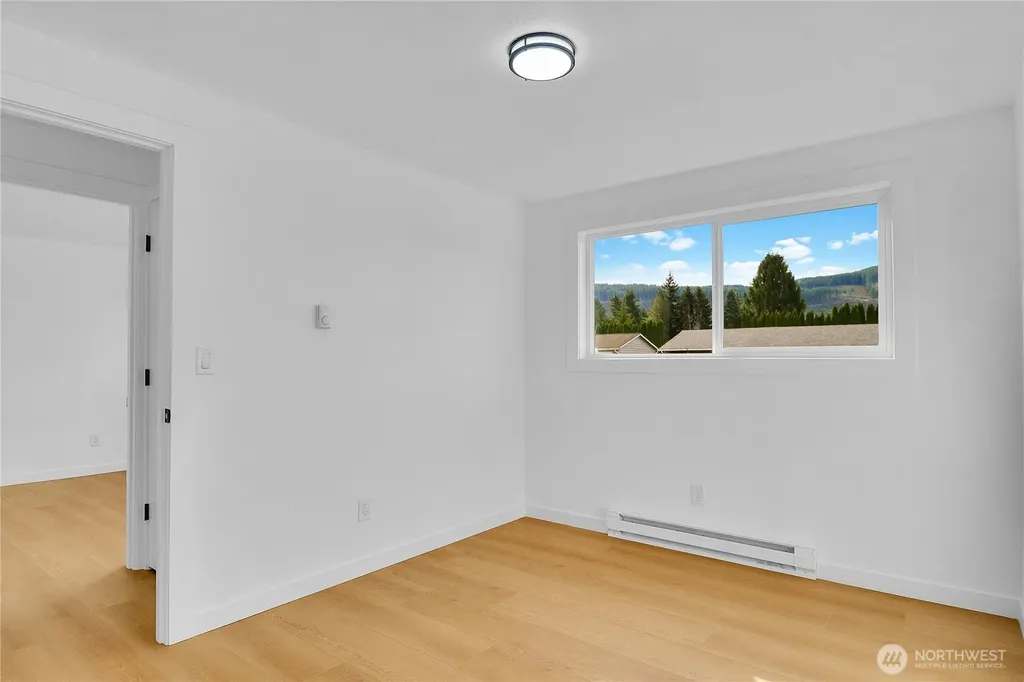 1006 Fidalgo Street Sedro Woolley WA 98284