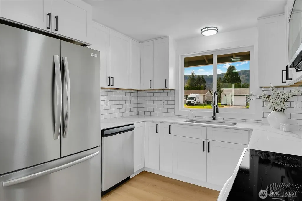 1006 Fidalgo Street Sedro Woolley WA 98284