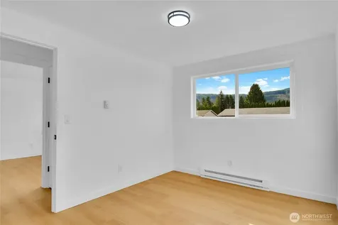 1006 Fidalgo Street Sedro Woolley WA 98284