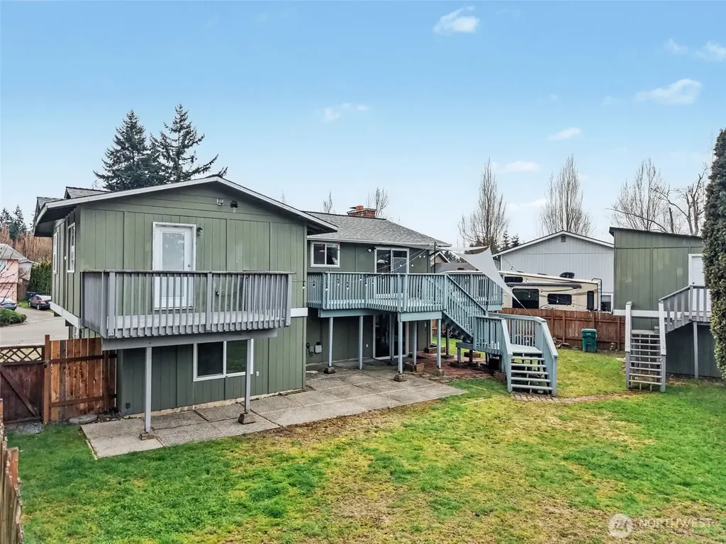 33831 37th Avenue SW Federal Way WA 98023