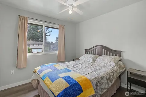 33831 37th Avenue SW Federal Way WA 98023