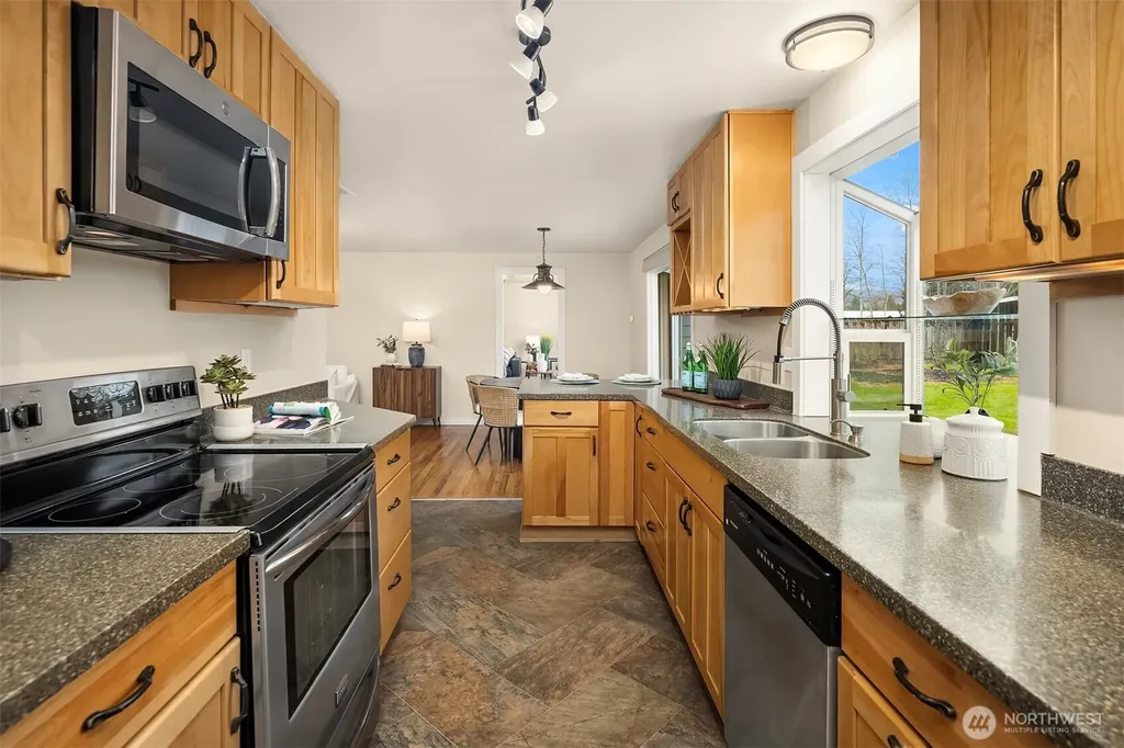 4336 328th Place SE Fall City WA 98024