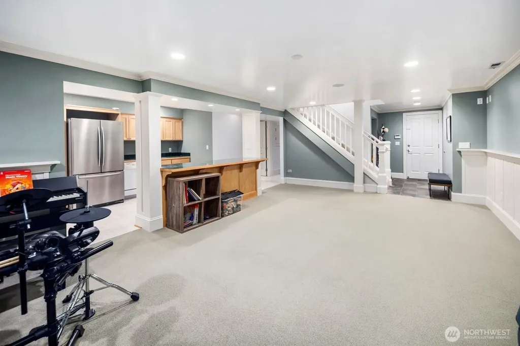 6030 Ann Arbor Avenue NE Seattle WA 98115