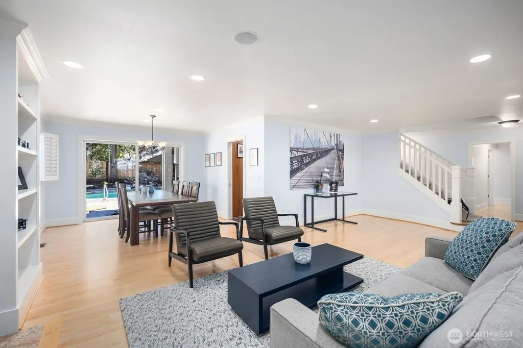 6030 Ann Arbor Avenue NE Seattle WA 98115