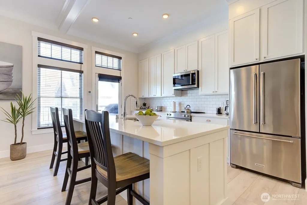 204 Market Street Pacific Beach WA 98571